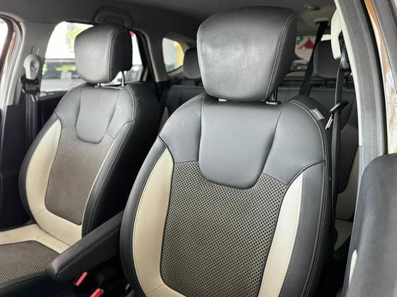 RENAULT CAPTUR 2.0 16V HI-FLEX INTENSE AUTOMÁTICO
